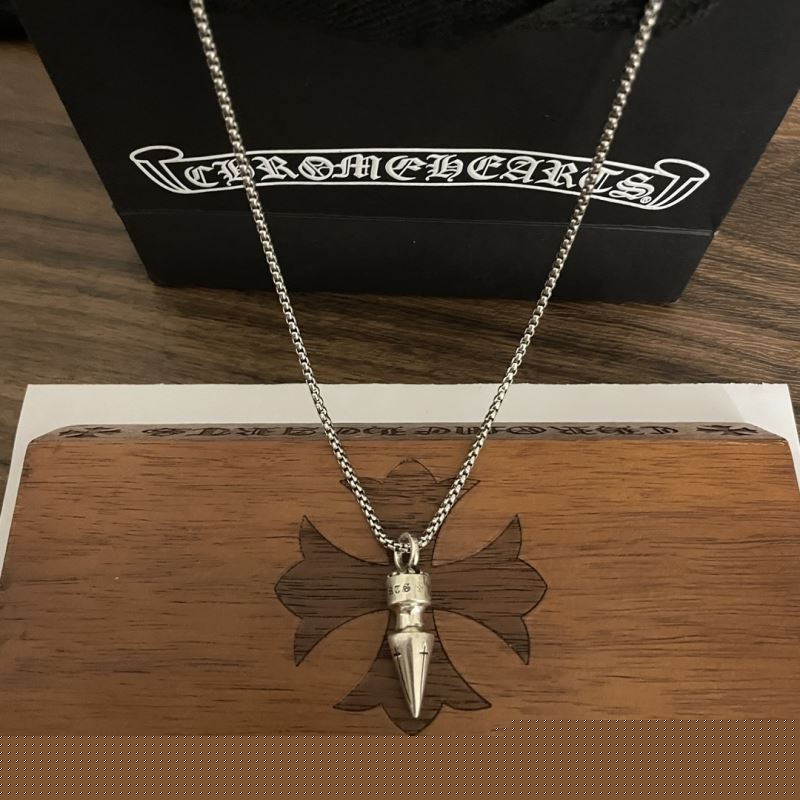 Ch**me He**ts necklaces
